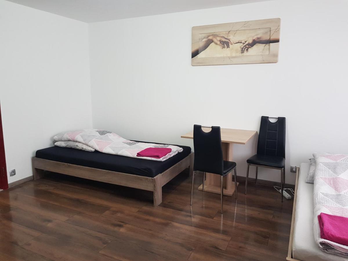 Apartamento Duisburg Beeck Exterior foto